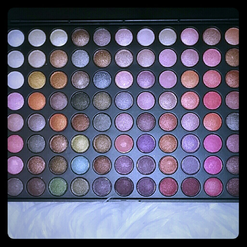 88 Metal Mania Palette Coastal Scents